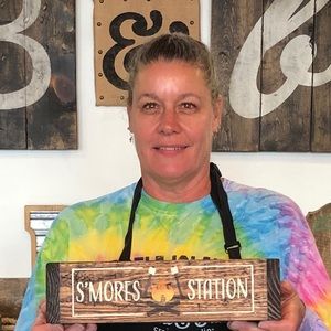 Meet your Posher, Lori